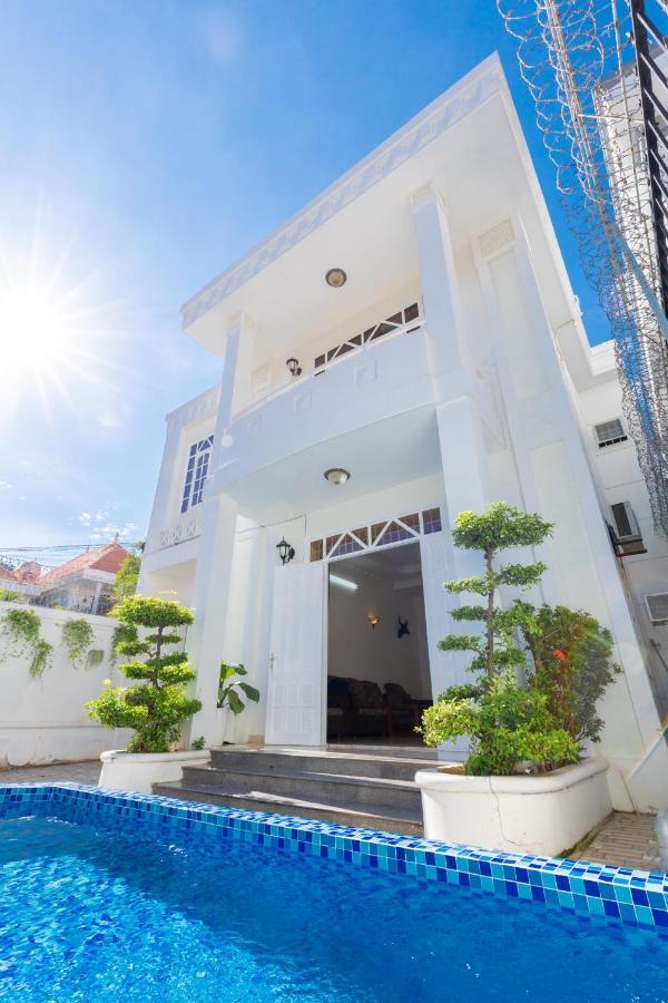 Palm Villa 3 - 5Bedrooms In Center Vungtau Vung Tau Kültér fotó