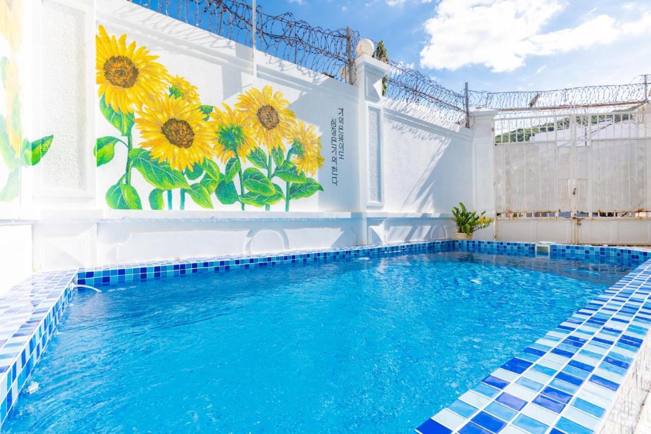 Palm Villa 3 - 5Bedrooms In Center Vungtau Vung Tau Kültér fotó
